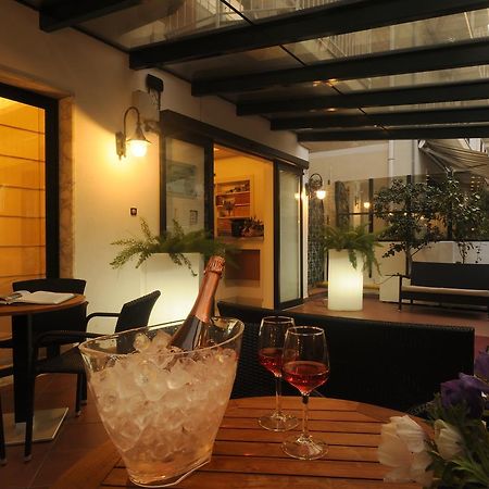 Hotel Garden Laigueglia Bagian luar foto